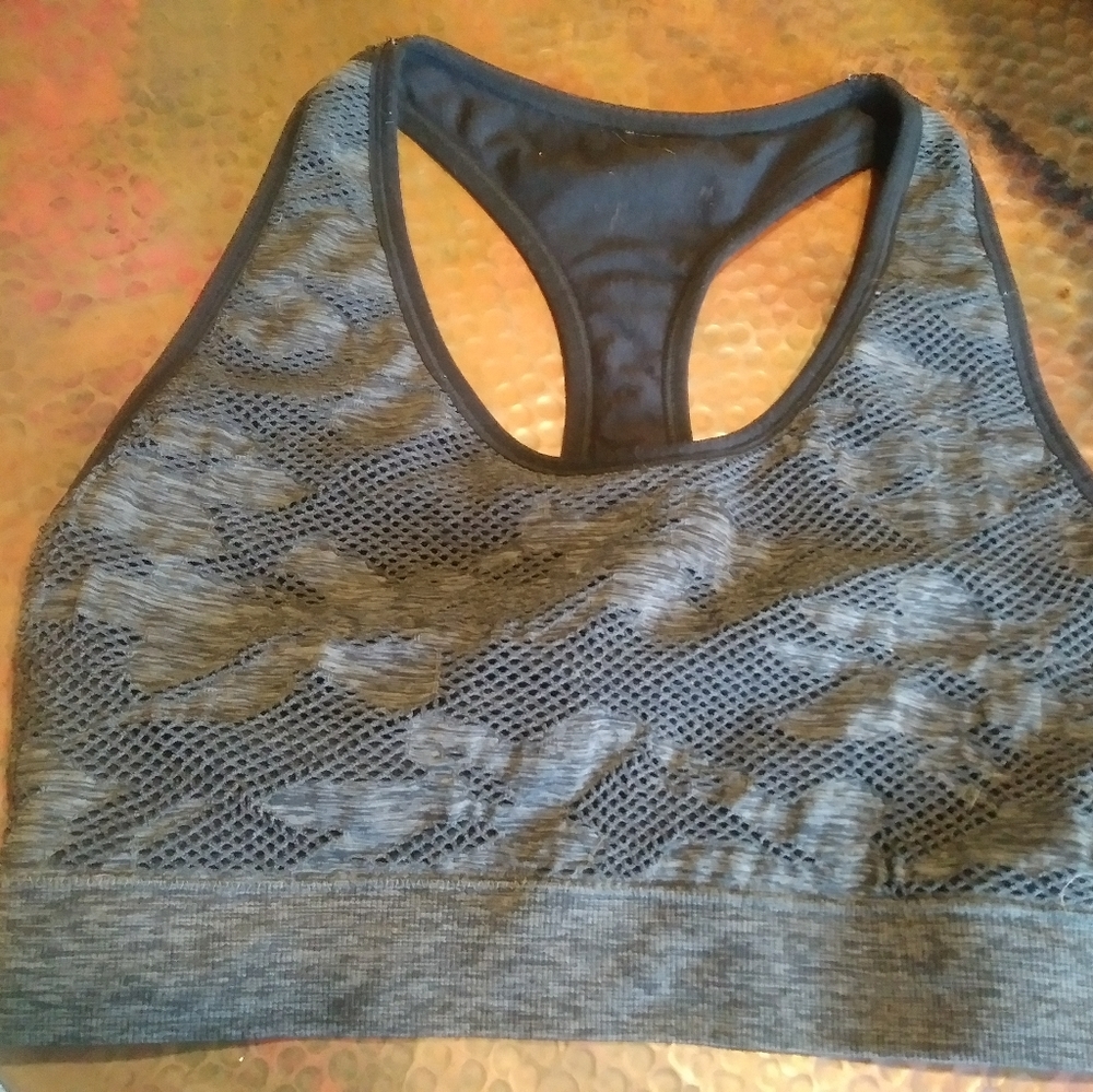 Sports bra